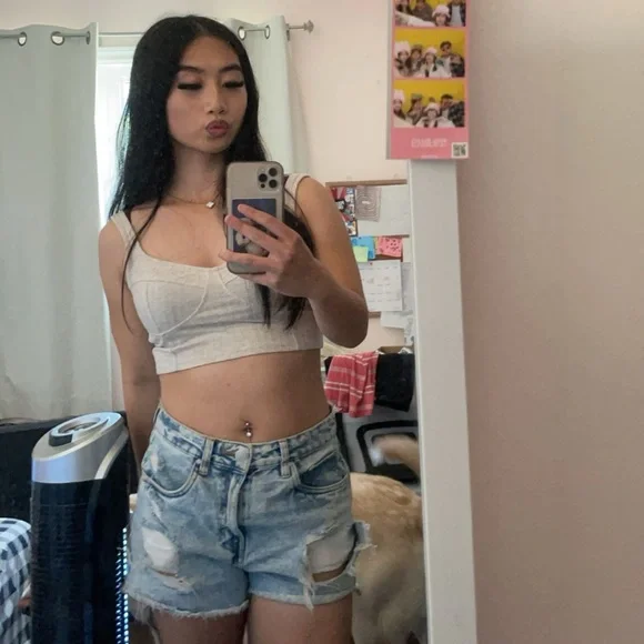 H&M Going Out Top in Beige - Picture 4 of 4